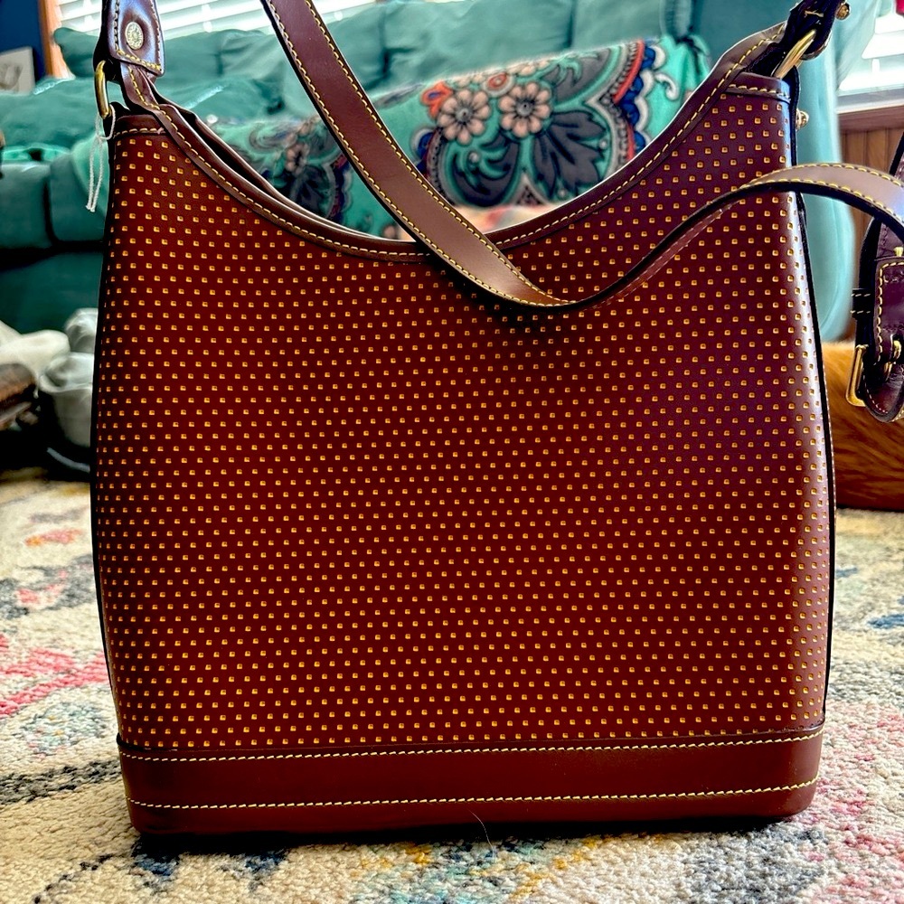 EXTREMELY Vintage Dooney & Bourke Shoulder Bag